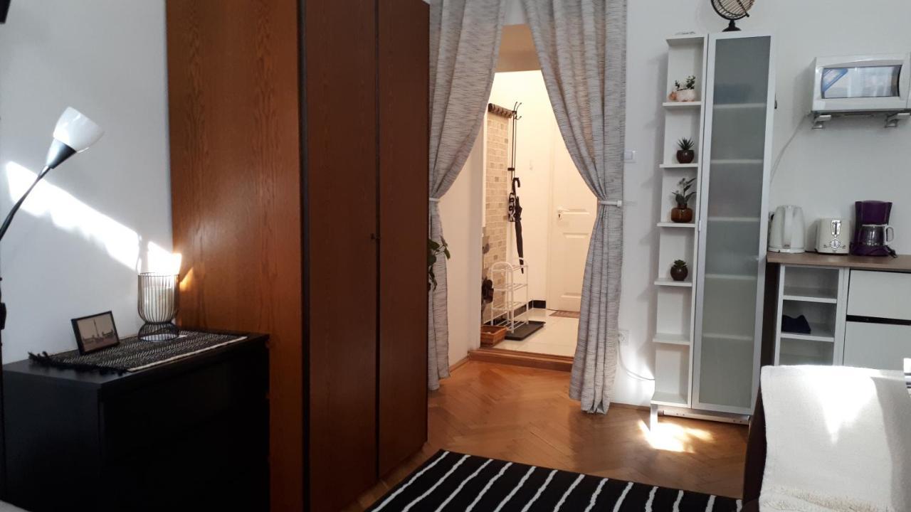 M&M Apartment Budapest House Exteriér fotografie